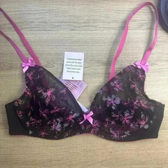 SAVAGE X FENTY Embroidered Floral Demi Cup Bra - Picture 1 of 4